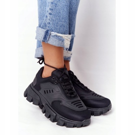 Női fekete cipők nagy talpú fekete New Yorkban 2