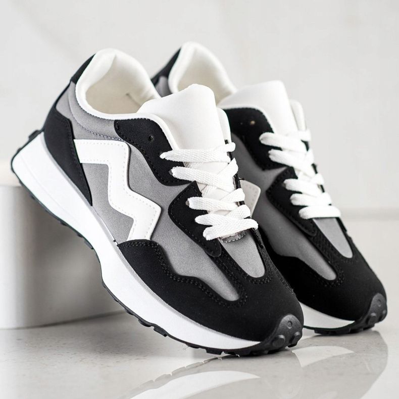 SHELOVET Alkalmi cipők fekete 1