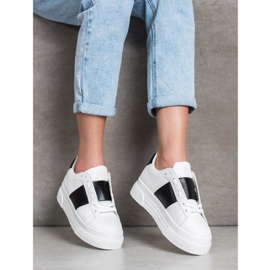 SHELOVET Cipők Eco bőrrel a platformon fehér 1