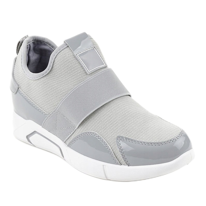 Szürke női sportcipő X-9761 1