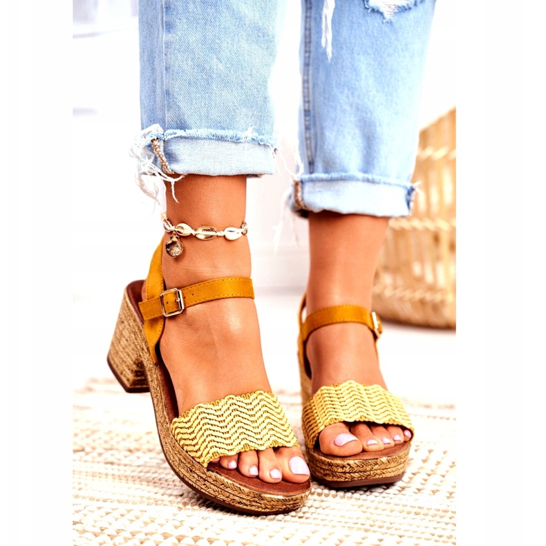 EVE Sárga Fobi női szandál magas sarkon bézs 3