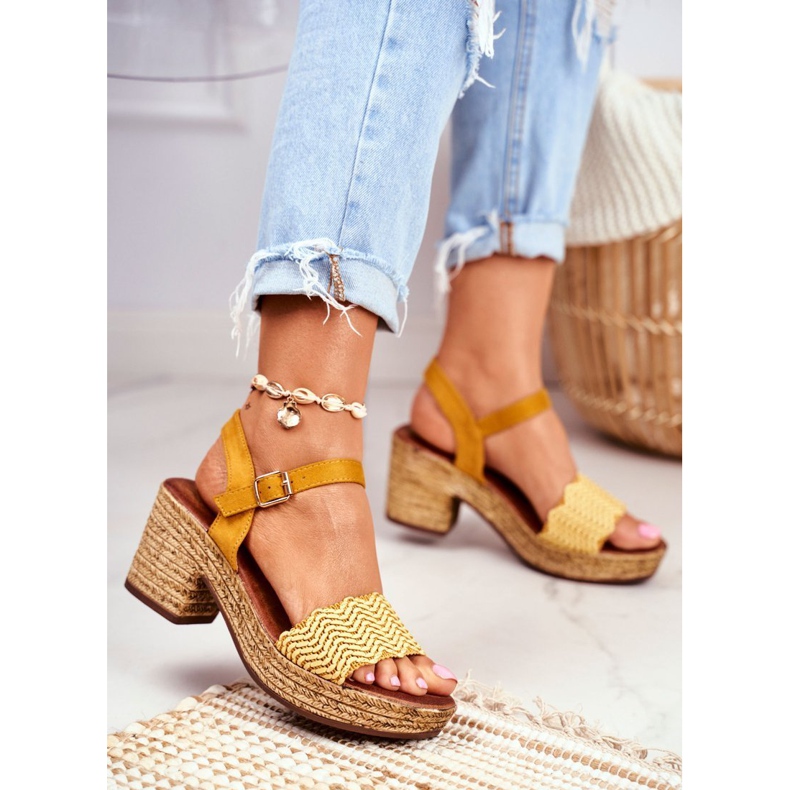 EVE Sárga Fobi női szandál magas sarkon bézs 1