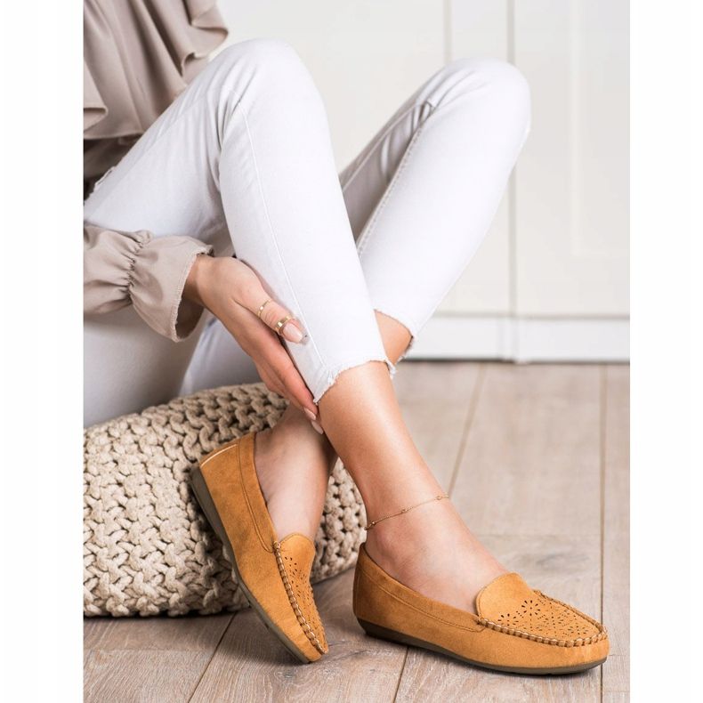 Best Shoes Cipők áttört mintával barna 1