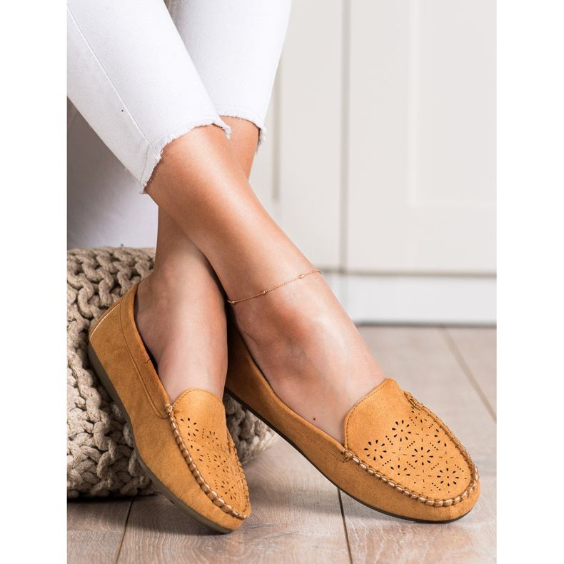 Best Shoes Cipők áttört mintával barna 2