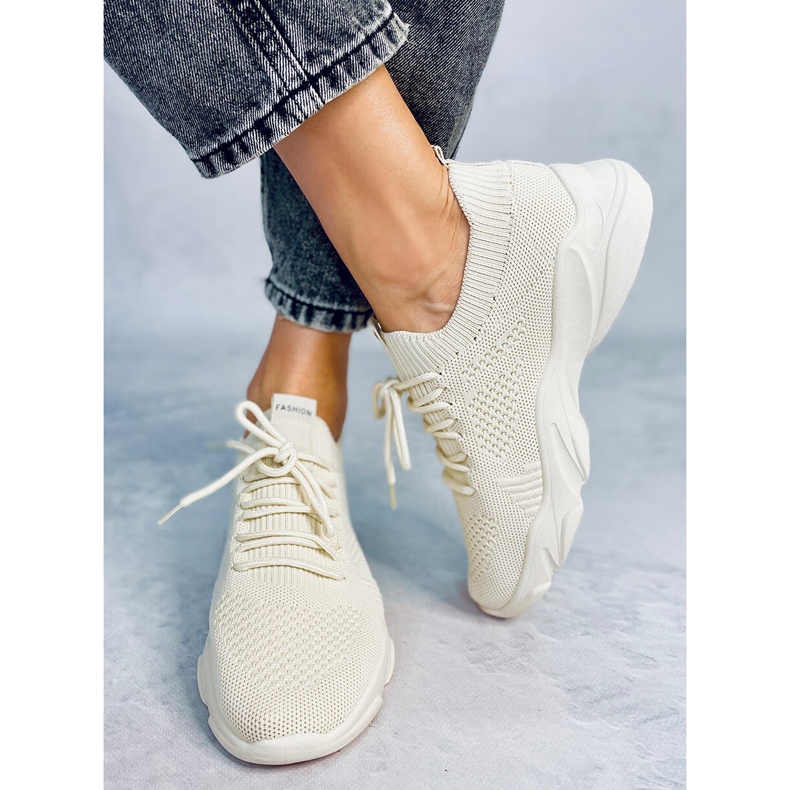 FF-10 Bézs bézs színű zokni sportcipő 2