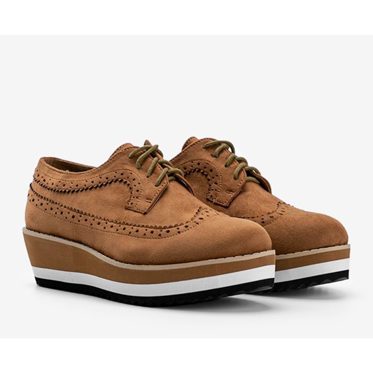 Barna velúr cipő magas Camryn talppal 1