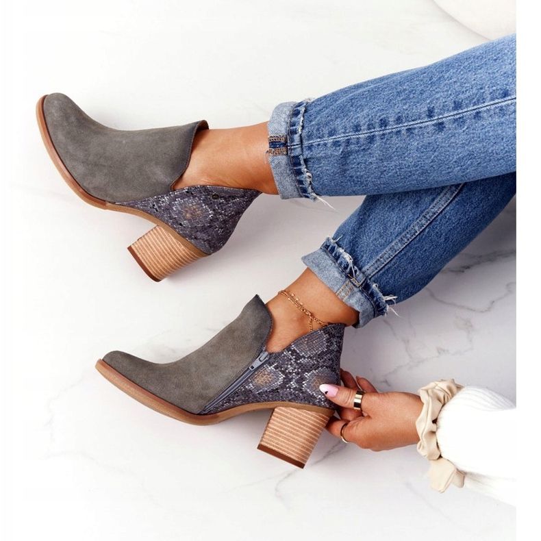 Női bőrcsizma sarkon Maciejka szürke GAD 04492 ezüst 1 Női bőrcsizma sarkon Maciejka szürke GAD 04492 ezüst 1