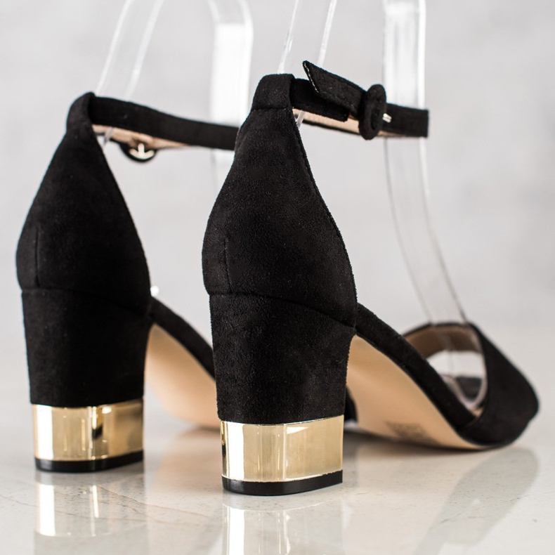 Filippo Szandál dekoratív sarokkal fekete 1