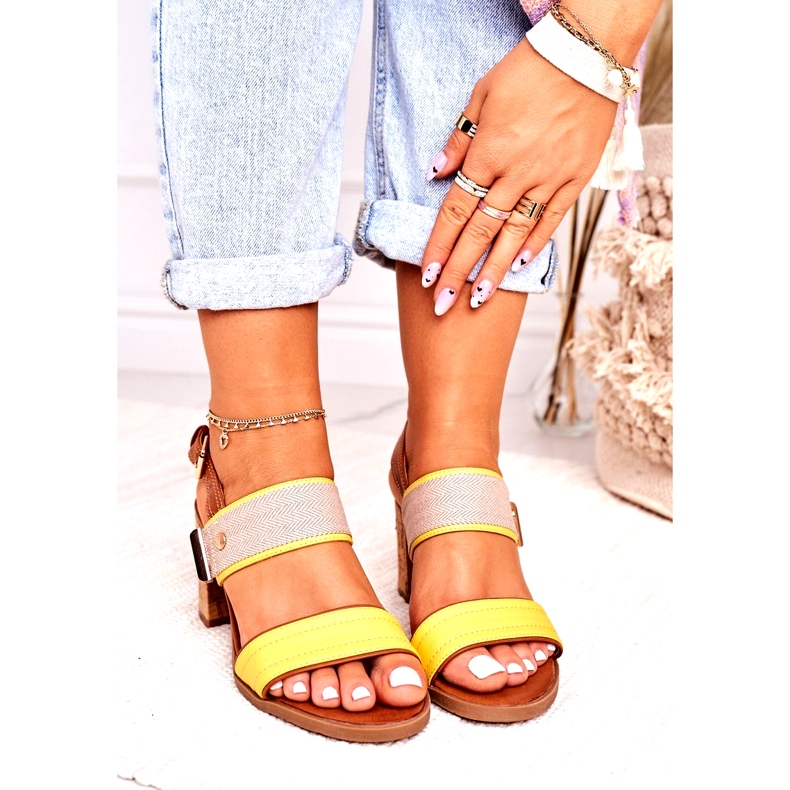 Jezzi Női szandál a parafa poszton sárga 20SD35-1826 bézs 3