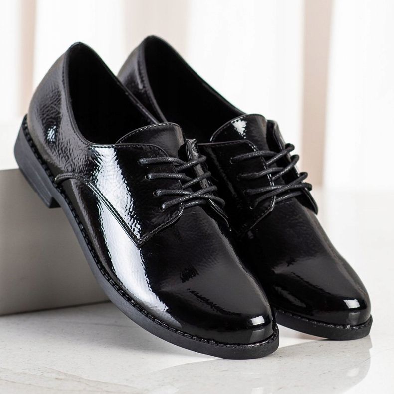 SHELOVET Klasszikus fűzős cipő fekete 1