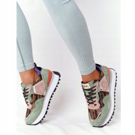 Velúr sportcipő a GOE HH2N4002 zöld-arany platformon bézs barna rózsaszín aranysárga 2