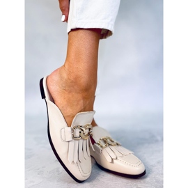 T501 Bézs bézs színű mokaszin papucs lánccal 1 T501 Bézs bézs színű mokaszin papucs lánccal 1