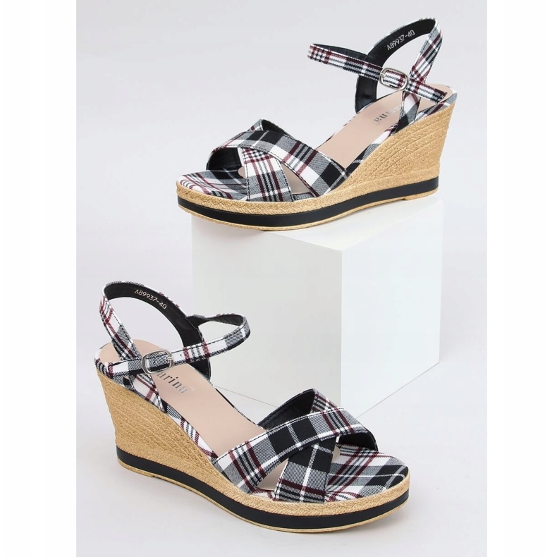 Fekete Kockás fekete szandál A89937 Fekete 1