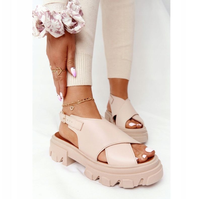 Lewski Shoes Bőr szandál a platformon Lewski Cipő 3018-0 Bézs 1