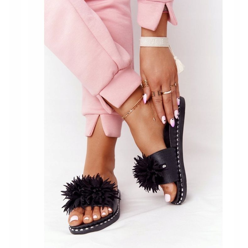 Vinceza 20-30101 Fekete gumi papucs fúvókákkal 2