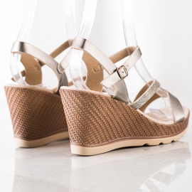 Sabatina Ezüst szandál az ék bézs 1