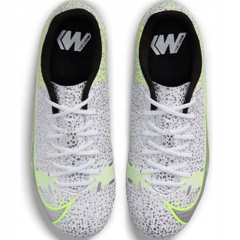 Nike Mercurial Vapor 14 Academy FG / MG Junior CV0811 107 futballcipő ezüst 1