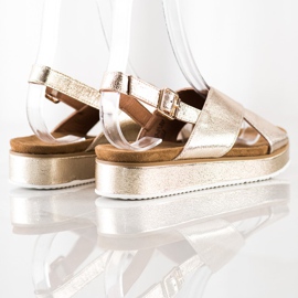 Goodin Arany szandál a platformon aranysárga 1