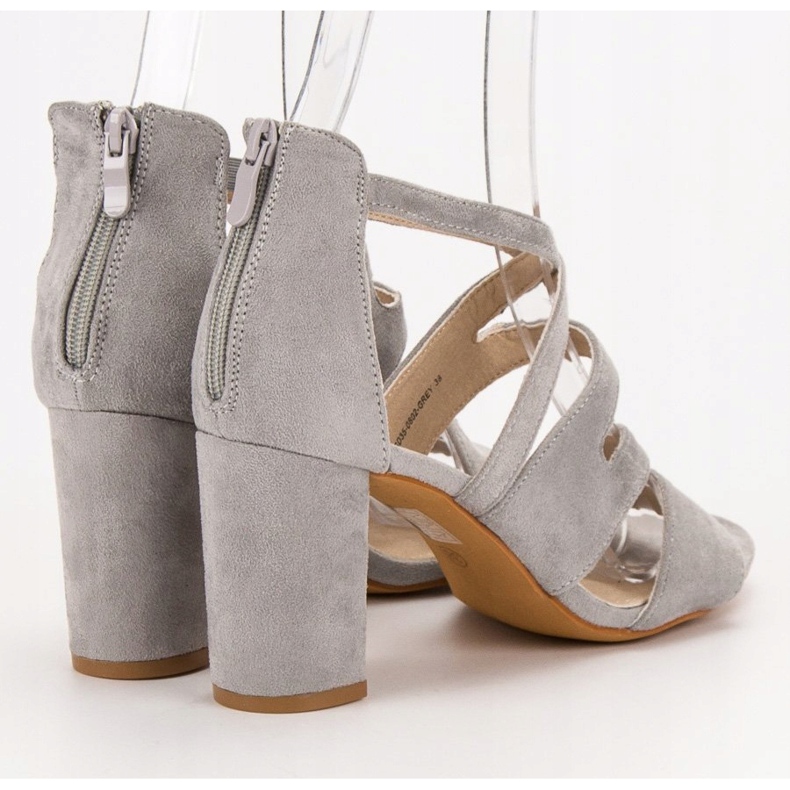 Evento Velúr szandál egy bárban szürke 2