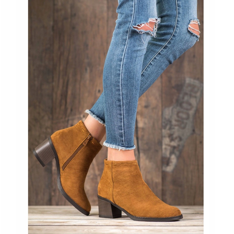 Kylie Teves csizmák egy poszton barna 2