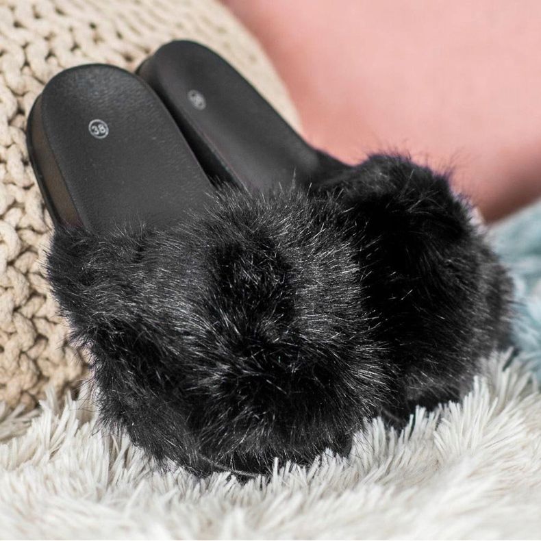 SHELOVET Kényelmes szőrme papucs fekete 1