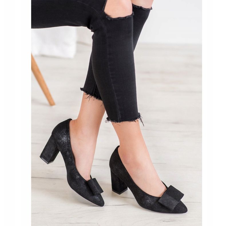 W. Potocki Csillogó szivattyúk íjjal fekete 1