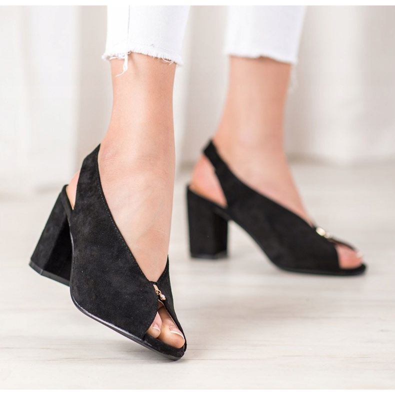 Elegáns cipő a poszton VINCEZA fekete 2