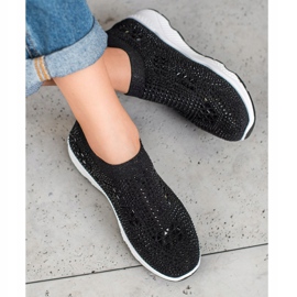 SUPER COOL Fekete cipő kristályokkal 2