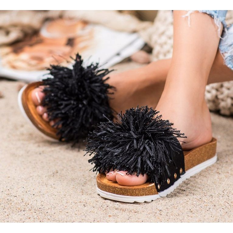 SHELOVET Stílusos fekete papucs 1