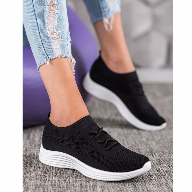 SHELOVET Fekete áttört cipő 1