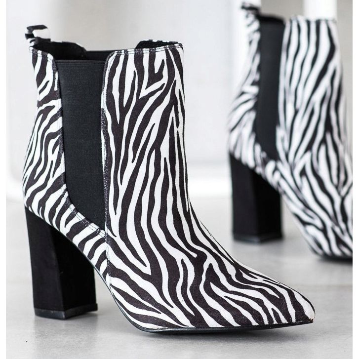 Corina Zebra Print Boot fehér fekete 1