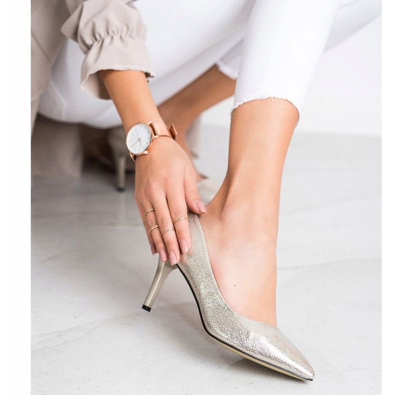 Goodin Stílusos magassarkú bézs aranysárga 1