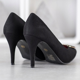 Goodin Szivattyúk díszítéssel fekete 1