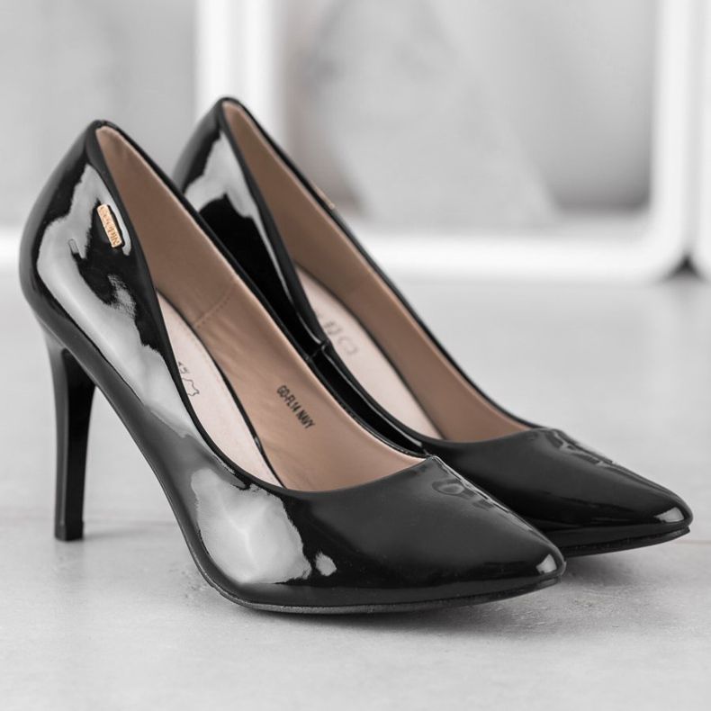 Goodin Lakkozott szivattyúk fekete 2