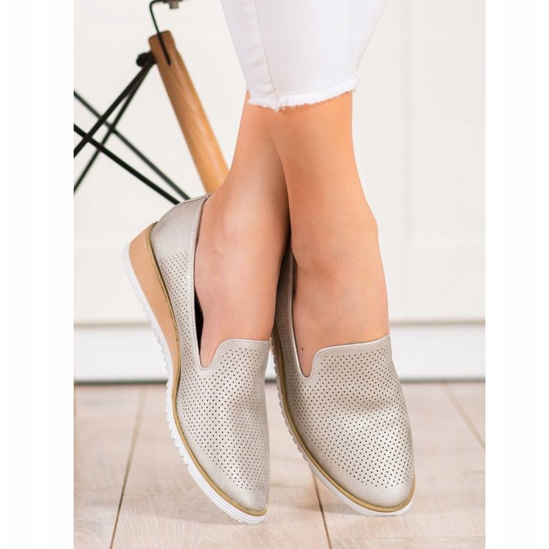 Goodin Áttört bőrbordák aranysárga 1