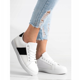 SHELOVET Áttört cipők Eco bőrrel fehér 1