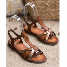 Sergio Leone barna szandálja 1