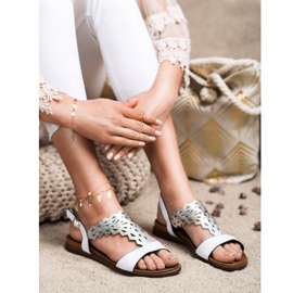 Divatos Sergio Leone szandál fehér 1