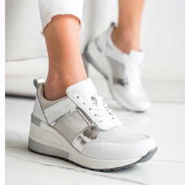 Bőr cipők VINCEZA csillogással fehér ezüst 2