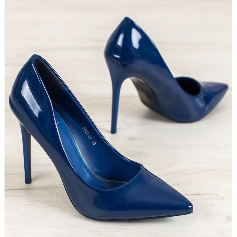 Small Swan Lakkozott csapok kék 1