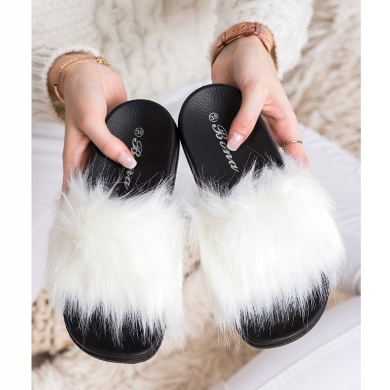 SHELOVET Stílusos papucs fehér 2