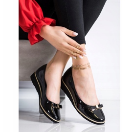 Goodin Fekete böfög egy íjjal 2