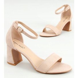 Bézs magas sarkú szandál 8741 Bézs 2