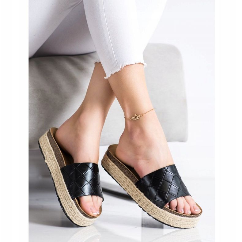 SHELOVET Papucs a platformon fekete 1