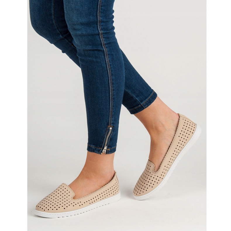 SHELOVET Áttört urak bézs 2