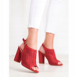 Weide Áttört szandál egy bárban piros 2