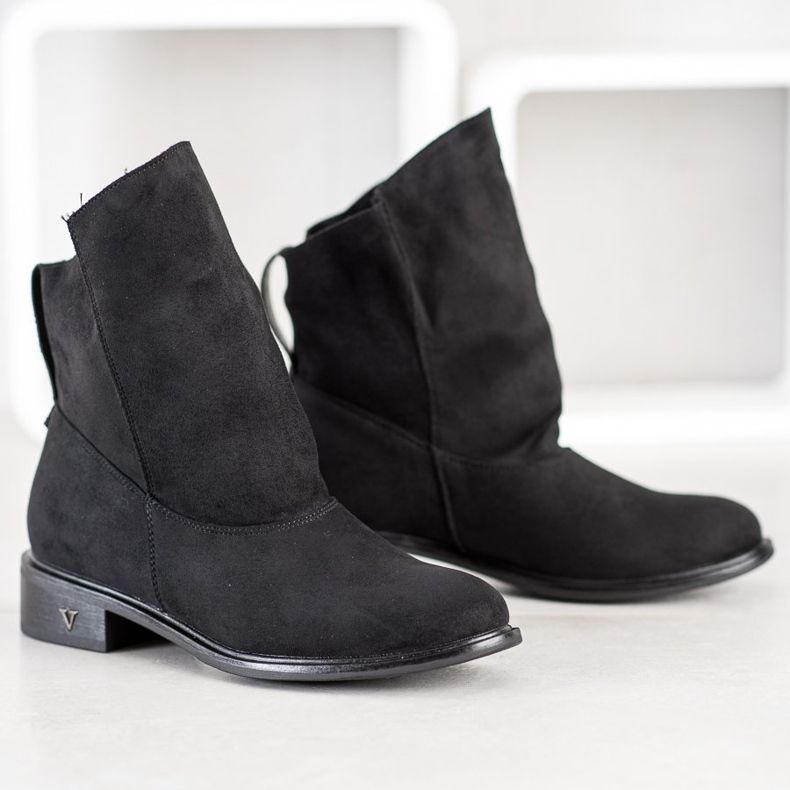 Gogo Csizma széles felsőrésszel fekete 2 Gogo Csizma széles felsőrésszel fekete 2