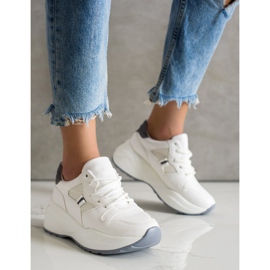 Weide Világos fehér cipők 1 Weide Világos fehér cipők 1