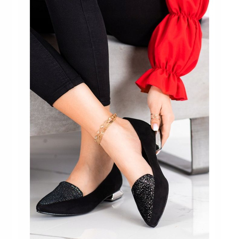 Goodin Divatos tüskés szivattyúk fekete 2