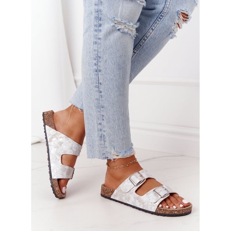 Női papucs csatokkal Ezüst Vivio 2 Női papucs csatokkal Ezüst Vivio 2